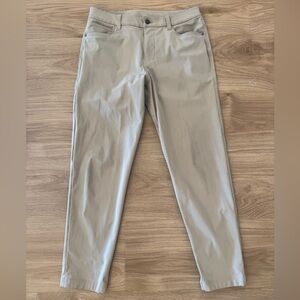 Lululemon ABC Slim-Fit 5 Pocket 30L